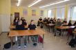 Príslušníci 21. samohybného delostreleckého oddielu na Strednej odbornej škole v Snine